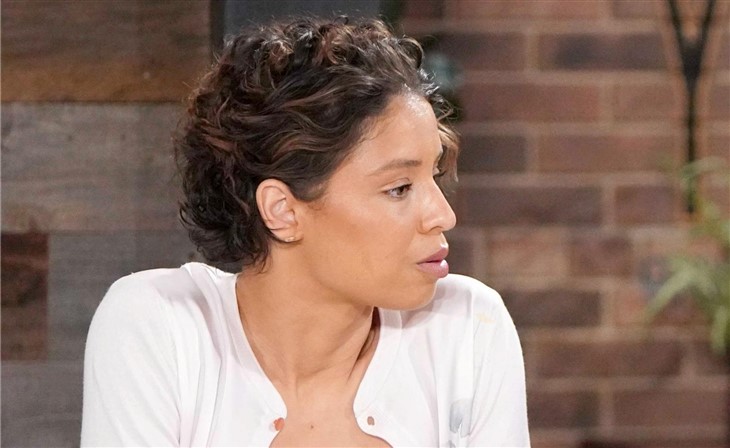 The Young And The Restless: Elena Dawson (Brytni Sarpy) 
