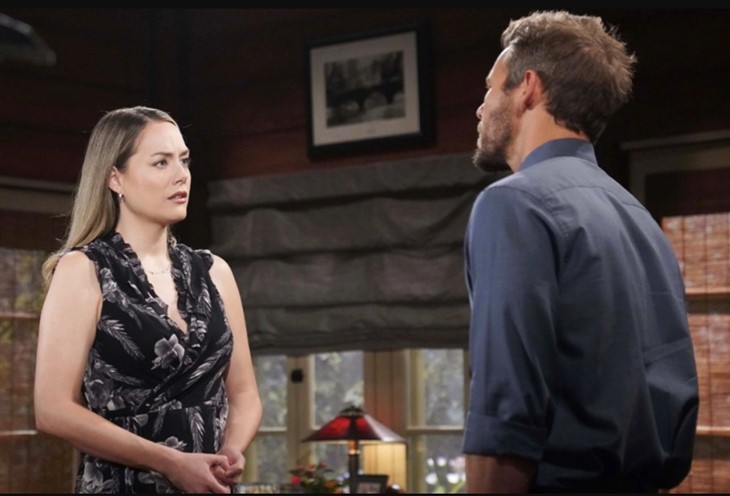 The Bold And The Beautiful: Hope Logan (Annika Noelle)