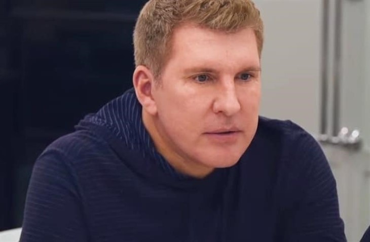 Todd Chrisley's Daughter Lindsie Boasts On 34th Birthday, Ignores Savannah's Heartbreak Over Nic Kerdiles' Death!