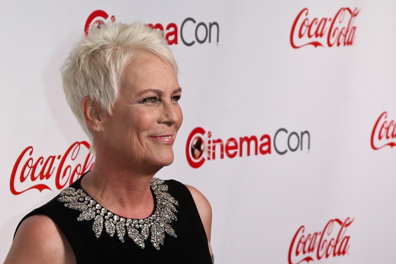 Jamie Lee Curtis Calls Arnold Schwarzenegger 'The GOAT' In Reunion Snap