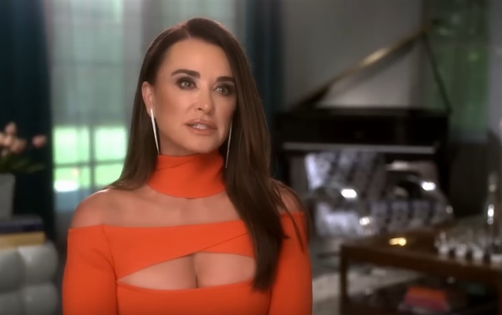RHOBH: Kyle Richards Drops Divorce Bombshell Amid Mauricio Umansky Split