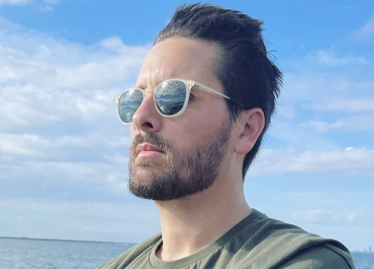 Scott Disick Flaunts Weight Loss, Flirts With Khloe Kardashian Amid 'Dirty' Backlash