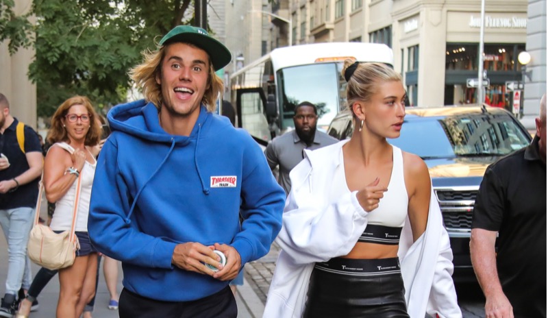Hailey And Justin Bieber Look Gloomy While Holding Hands Amid Divorce Rumors