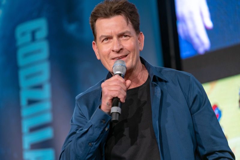 Charlie Sheen Gets FULL Custody Of Twin Sons If Ex Wife FAILS Drug Test