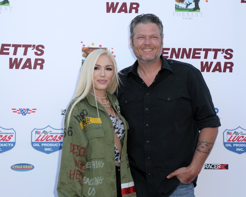 Blake Shelton ‘GRUMPY’ Trying To Get FIT, Gwen Stefani Makes It WORSE!