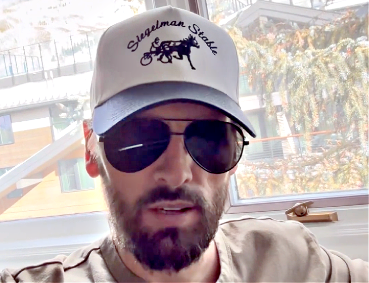 Scott Disick Drools Over Khloe Kardashian's Topless Photo