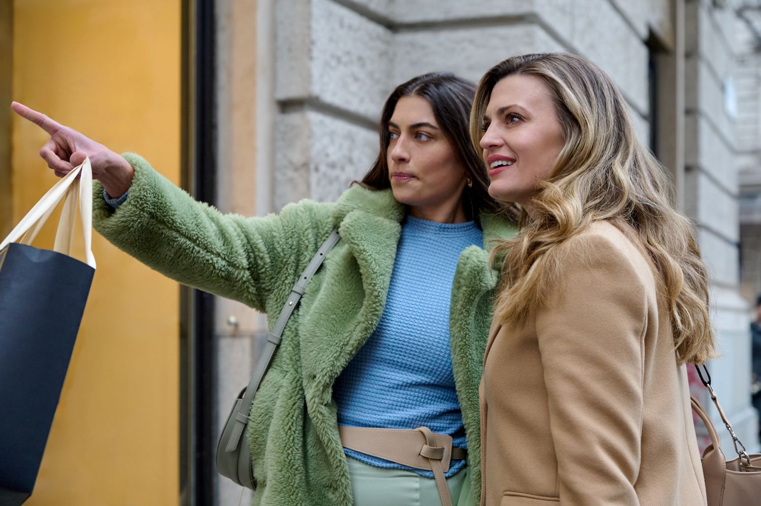 Crimes of Fashion: Killer Clutch on Hallmark Movies & Mysteries