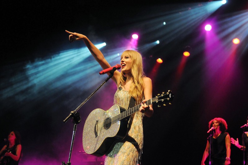 Taylor Swift Reportedly Received $75 Million From Disney+ 