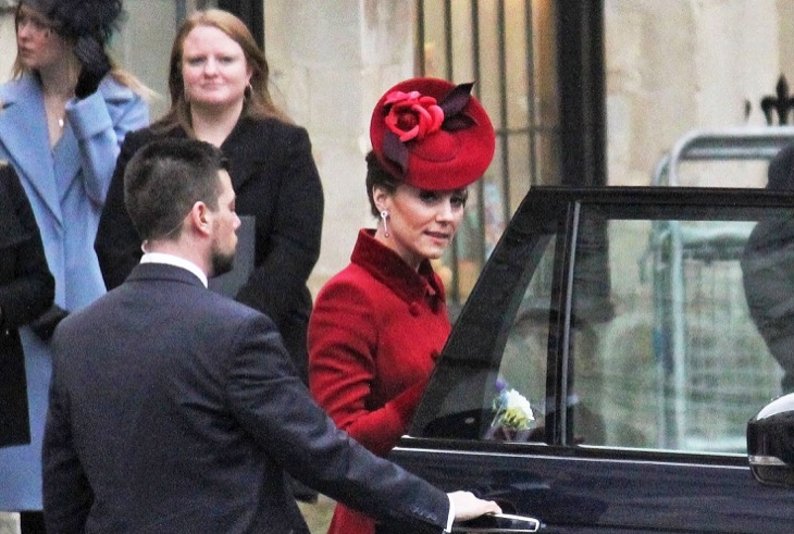 Kate Middleton FINALLY Seen In Public After Shock Abdominal Surgery