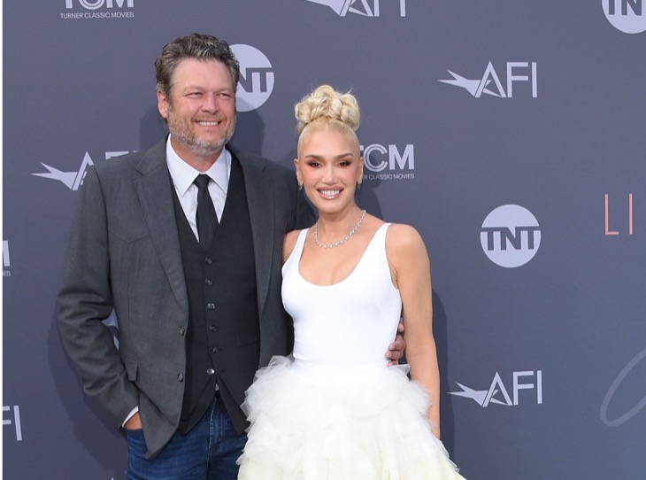 Gwen Stefani Quashes Rumors, Follows Blake Shelton On Tour