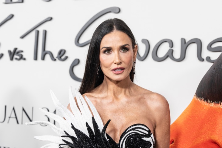 Why Demi Moore Didn't Listen To Kevin Costner's Advice About Taylor Sheridan Revealed