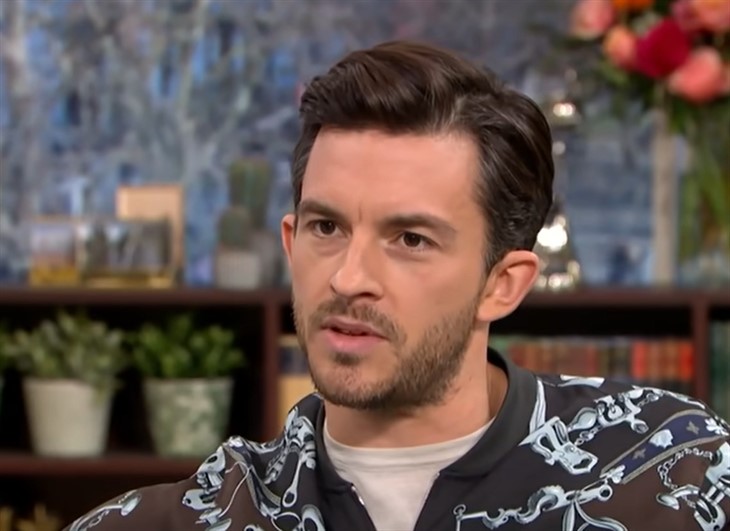 Bridgerton News: Jonathan Bailey Joins Heartstopper Season 3