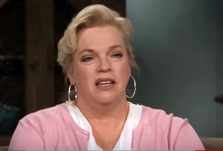 “Sister Wives” Janelle Brown Admits “It’s Been Hard” Dealing With Son’s Suicide