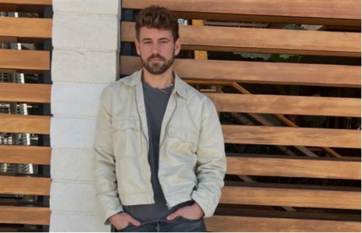  Nick Viall Shades Golden Bachelor Gerry Turner