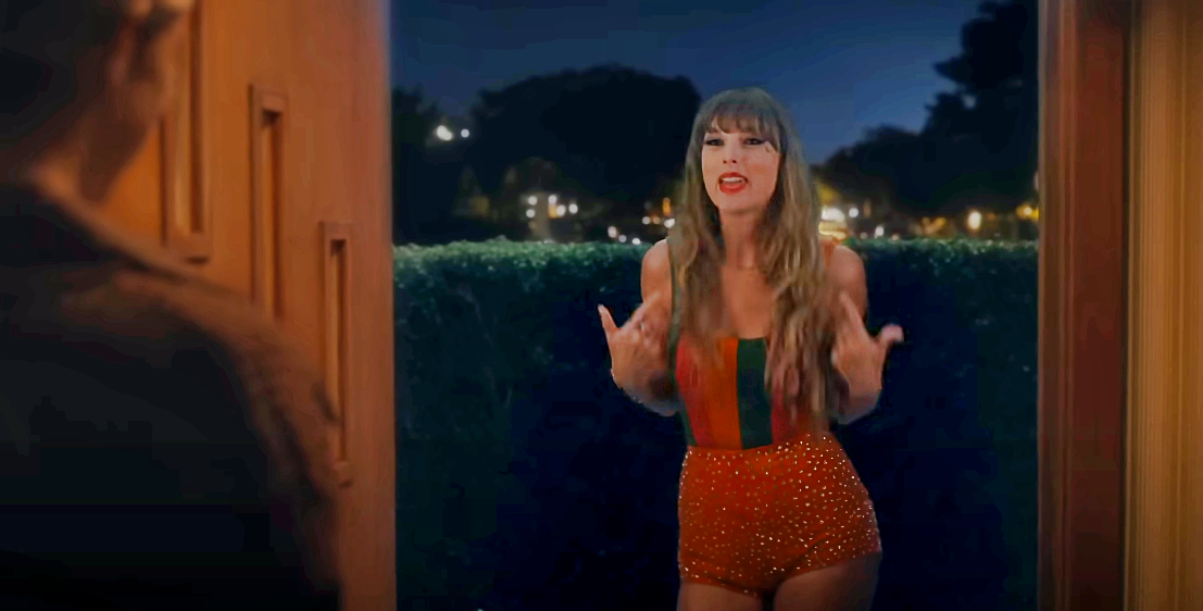 Taylor Swift singing the lyric in question from Anti-Hero