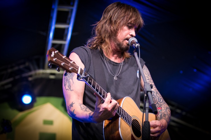 Billy Ray Cyrus Remembers This Beautiful Miley Cyrus Memory Despite Rift