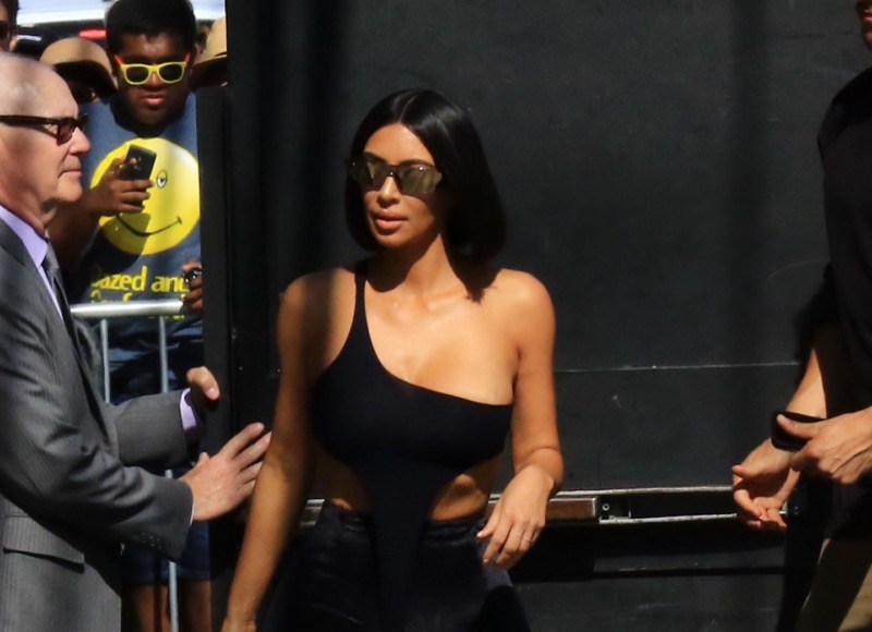 Kim Kardashian To Replace Wheel Of Fortune Vanna White?