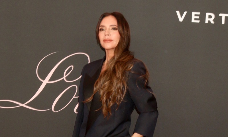 Victoria Beckham Credits Makeup As Reason Behind Changed Nose Appearance, Fans Say Surgery