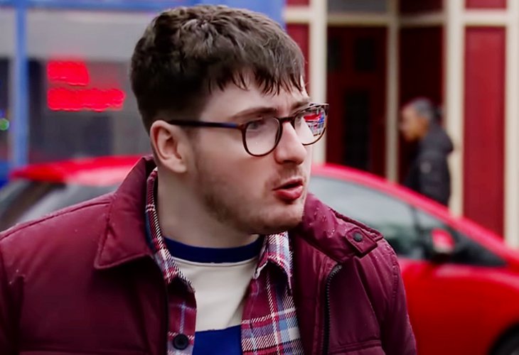 Coronation Street Spoilers Weekly Update Jan 13-17: Bobby In Danger, Kevin's Health Worry, Cassie's Blackmail & More!