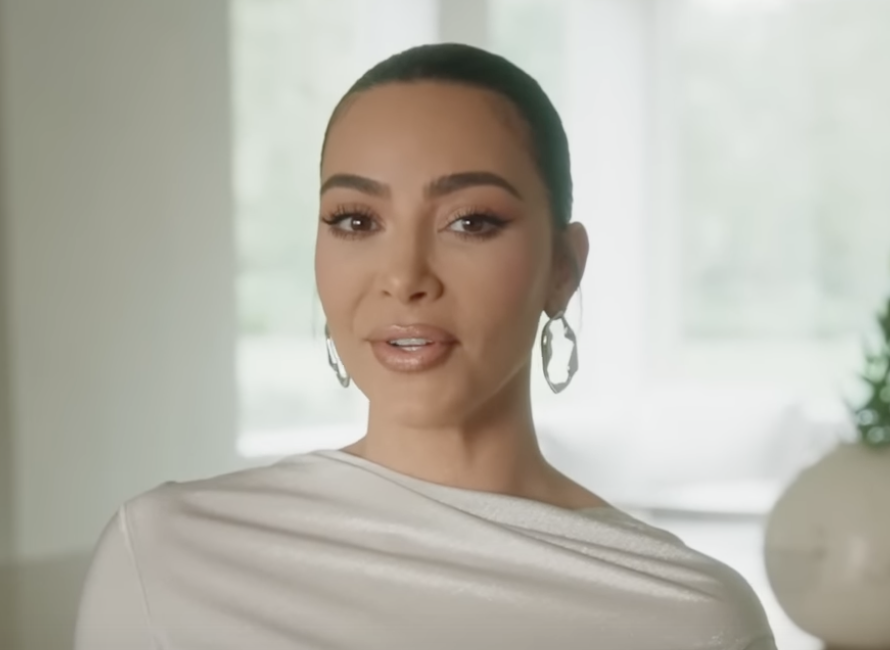 Kim Kardashian DUMPS Prince Harry & Meghan