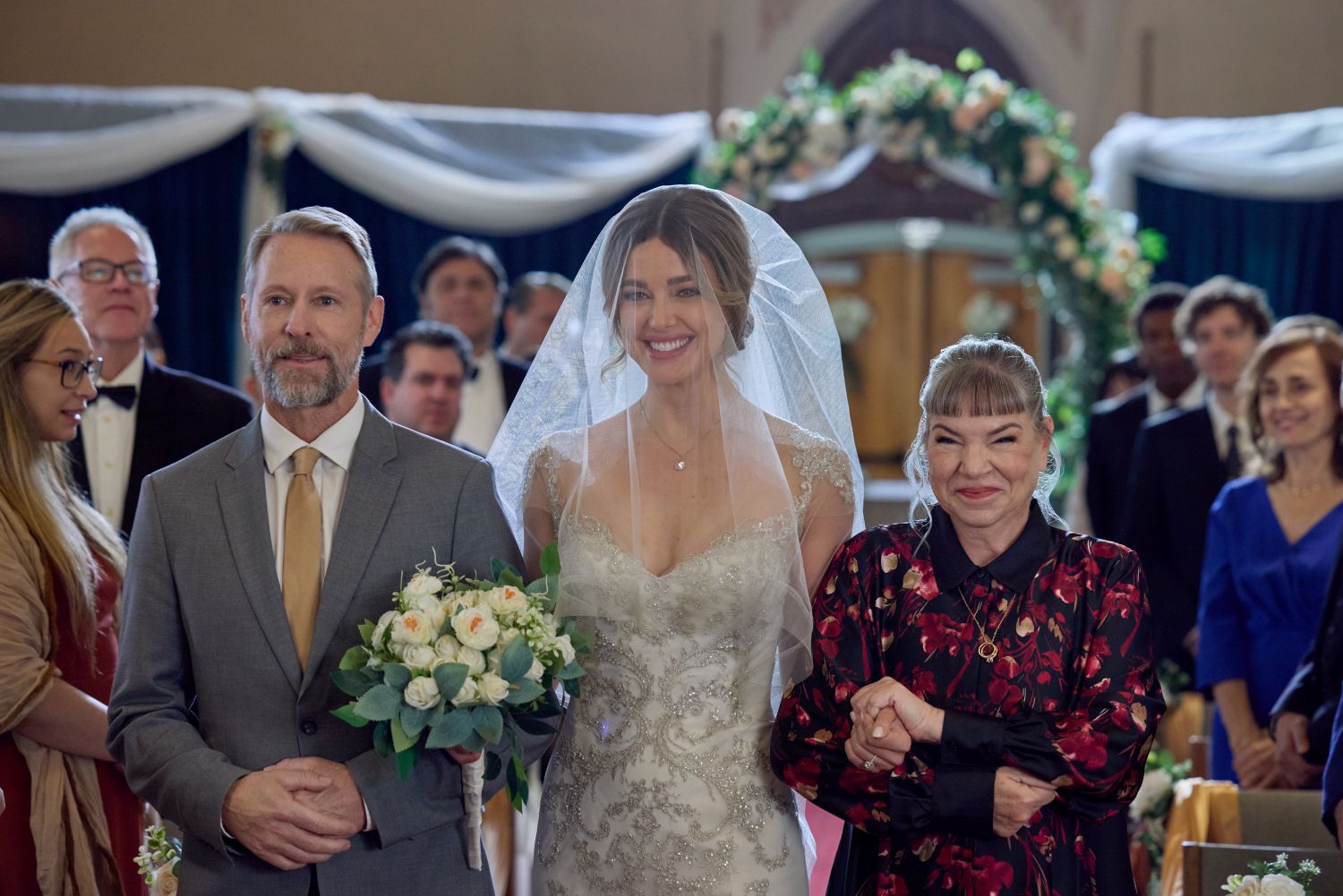 Hearts Around the Table: Kiki's Fourth Ingredient on Hallmark