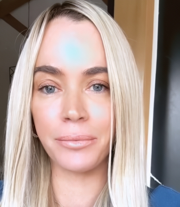 Teddi Mellencamp From Real Housewives Of Beverly Hills Wears A Wig - Instagram
