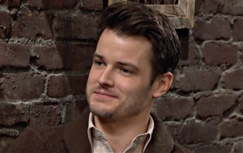 The Young And The Restless Spoilers: Kyle Believes Love Life & Business Are Solid – Summer And Victor Disagree