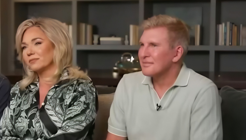Todd and Julie reunited - Fox - YouTube