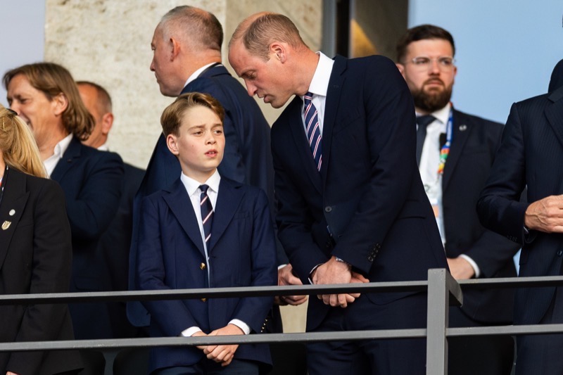 Royal Critics Are Very Concerned About Prince George After His Latest Outing