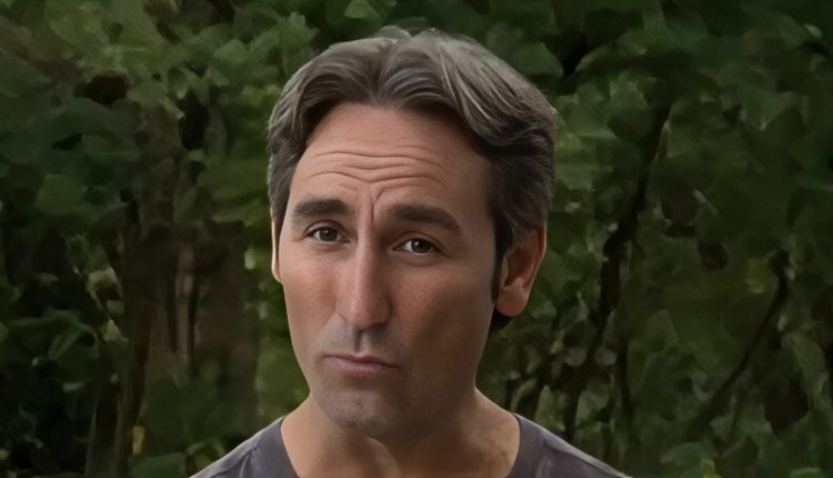 American Pickers Star – Mike Wolf Gets Prayers from Danielle Colby – via Looper – YouTube