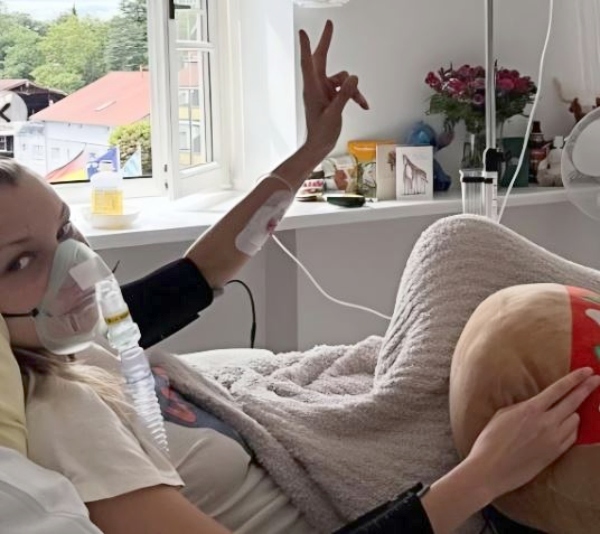 Bella was unwell earlier this month - Instagram