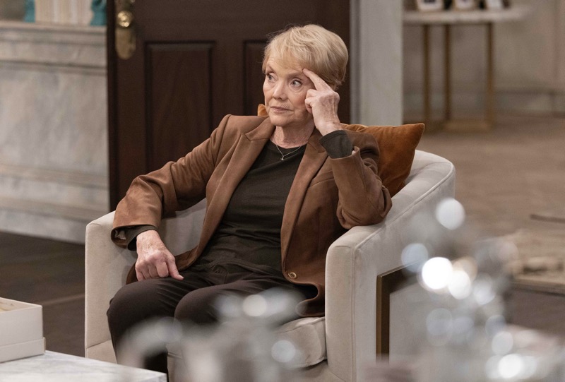 General Hospital Spoilers: Did Ronnie Drug Herself – Con Artist Pulls Off Ultimate Scam?