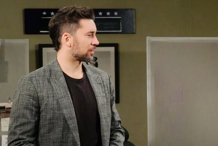 Days Of Our Lives Spoilers: Chad Blackmailed About A Story-Is Jeremy Up To His Old Tricks?