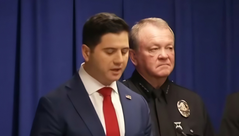 The press release about the arrest of Jonathan Rinderknecht - Fox - YouTube