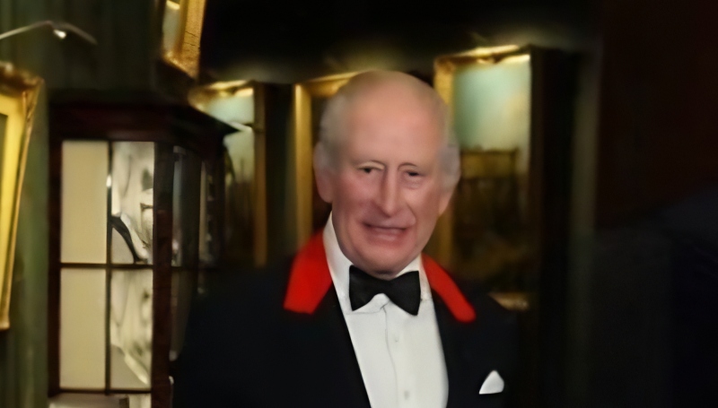 King Charles special jacket dinner with Agha Khan V - Via We Are One Jammat - YouTube