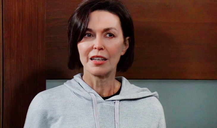 Anna Devane (Finola Hughes)