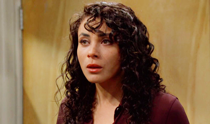 Daphne Rose Walton (Murielle Hilaire).