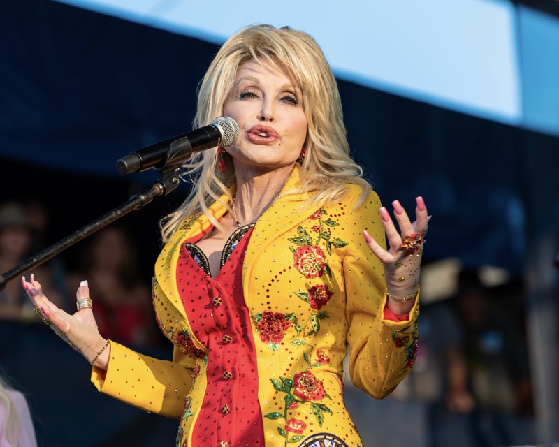 Dolly Parton’s Final Battle Revealed – Country Icon’s Cause Of Death Confirmed