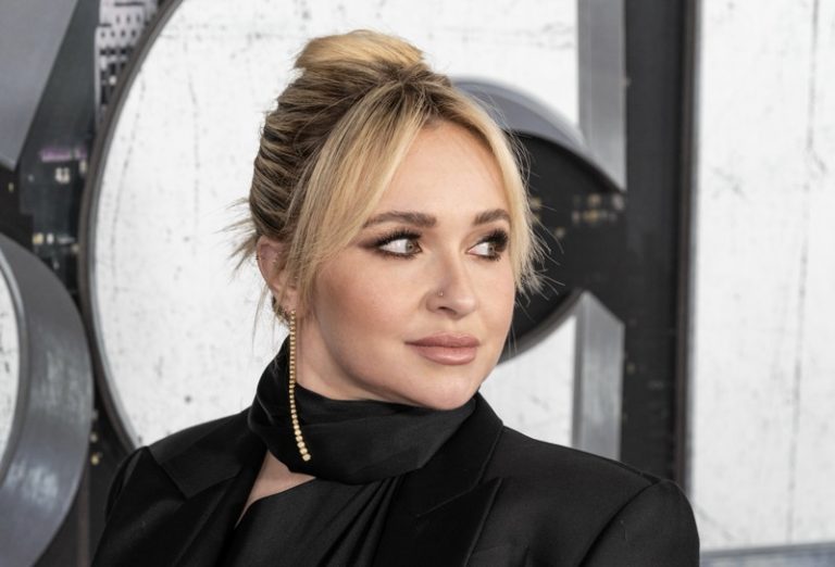 Hayden Panettiere s Mom Breaks Silence Actress Was In Pain And hayden-panettiere-s-mom-breaks-silence-actress-was-in-pain-and