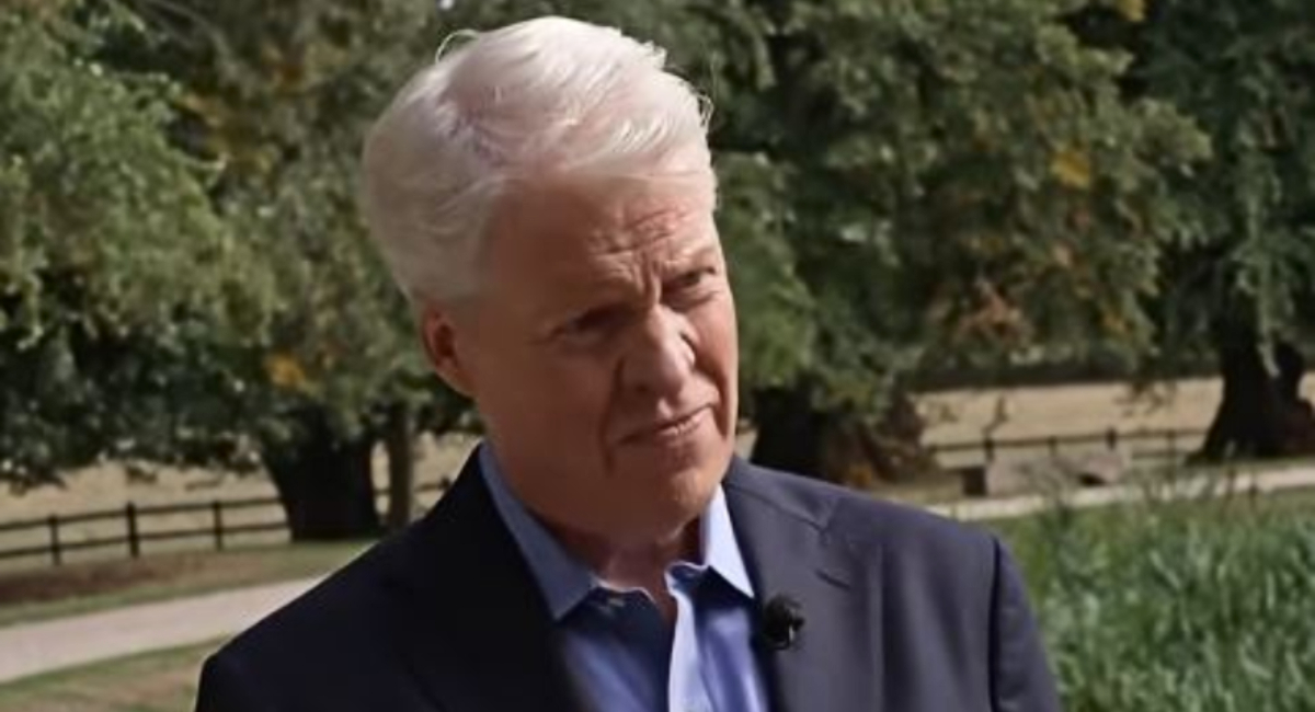 Charles Spencer Paid A 'Big Price' For Diana Memoir - CBS Sunday Morning - YouTube - YouTube