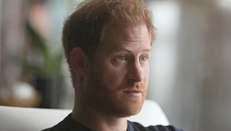 Royal Expert Claims 'Catastrophic Week' For Prince Harry and Meghan Markle - Netflix - YouTube