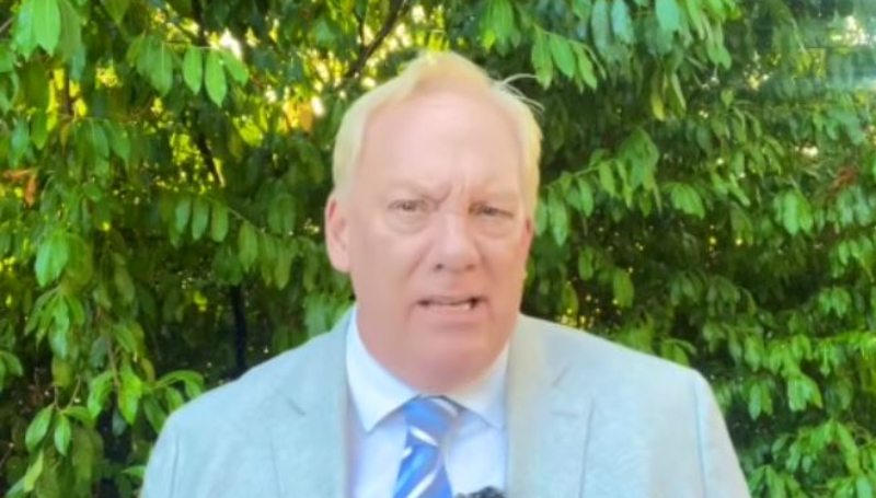 According to Sean, the Sussex couple will spend Christmas stateside - Daily News Headlines - YouTube