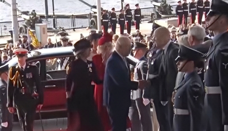 Charles and Camilla were greeted with chants of ‘Not My King’ — DWS News — YouTube.”